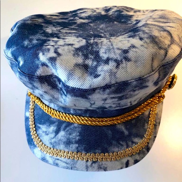 Fashionable Chauffeur’s Hat - Picture 5 of 6